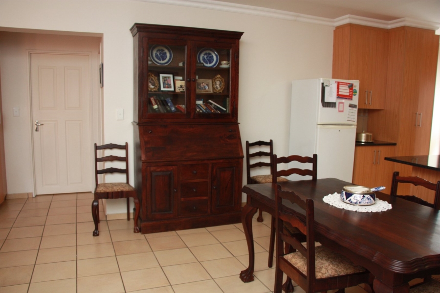 1 Bedroom Property for Sale in Langenhovenpark Free State